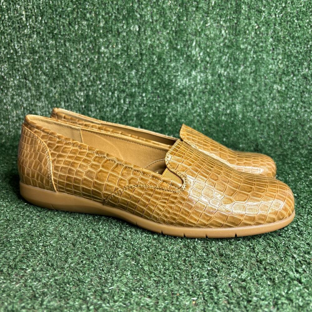 Comfortview Loafers‎ Faux Croc Textured Leisa Slip On Tan Women Shoes Size 10M